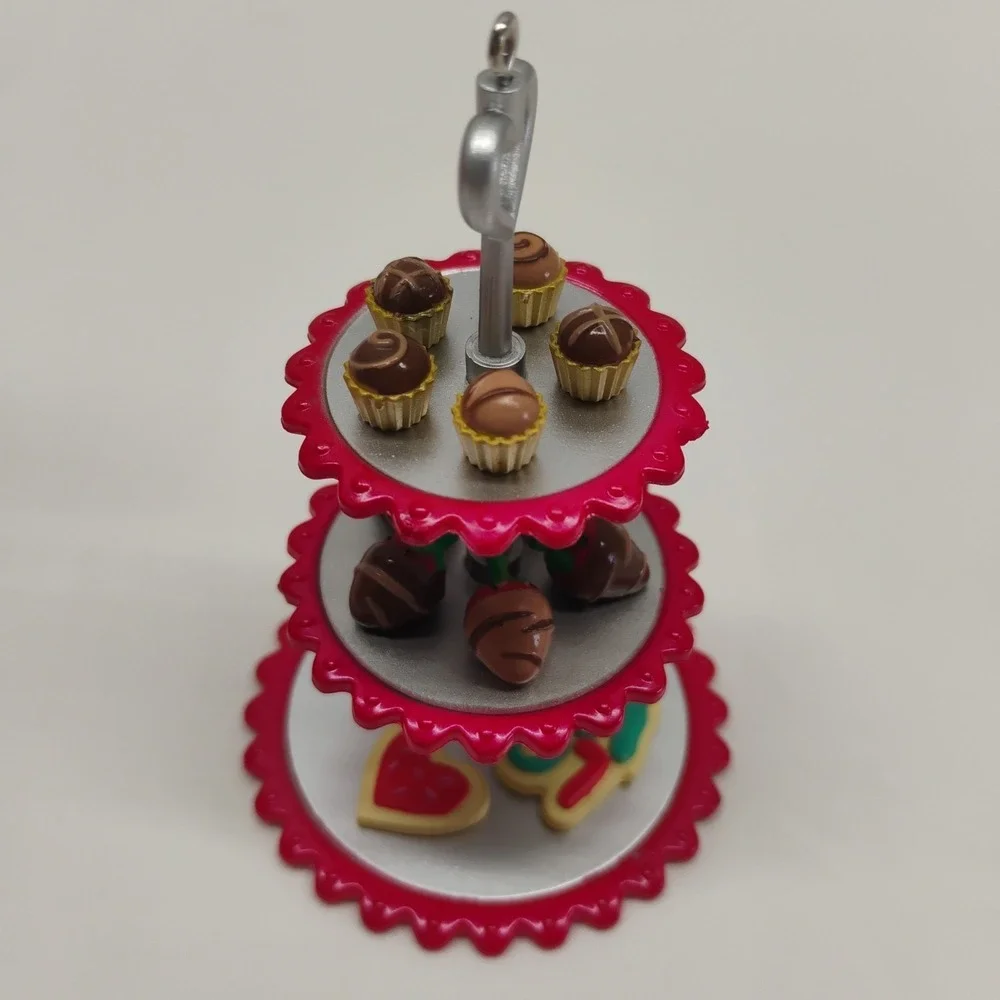 Hallmark Season's Treatings Series Sweets for My Sweet Special Ed 2020‎ Ornament